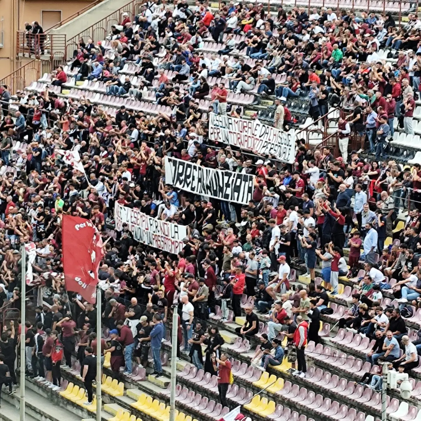 Serie D, la Reggina ritrova la vittoria e si riprende il “Granillo”: Ragusa battuto 2-0\n