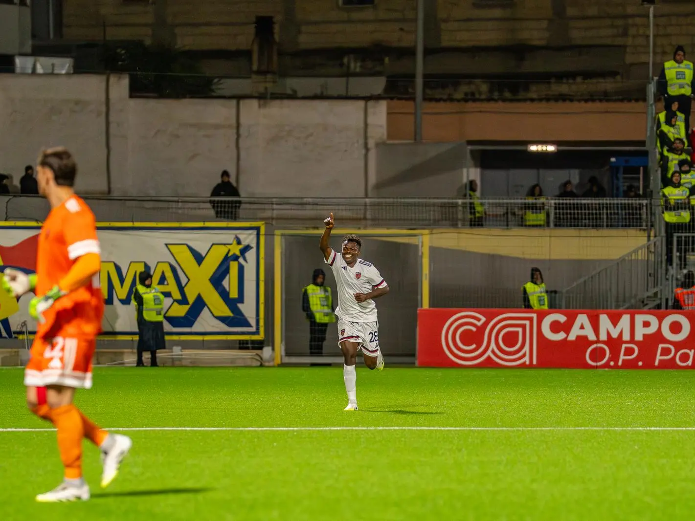 Audace Cerignola-Cosenza: Kouan è il migliore, Langella soffre