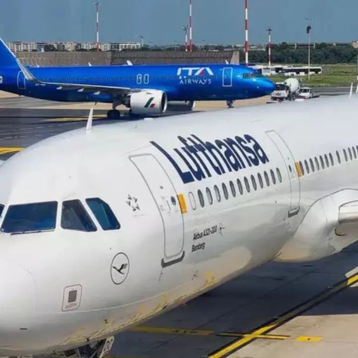 Lufthansa vola verso il baratro: 4mila licenziamenti e un futuro sempre più automatizzato, anche mentre compra ITA Airways\n