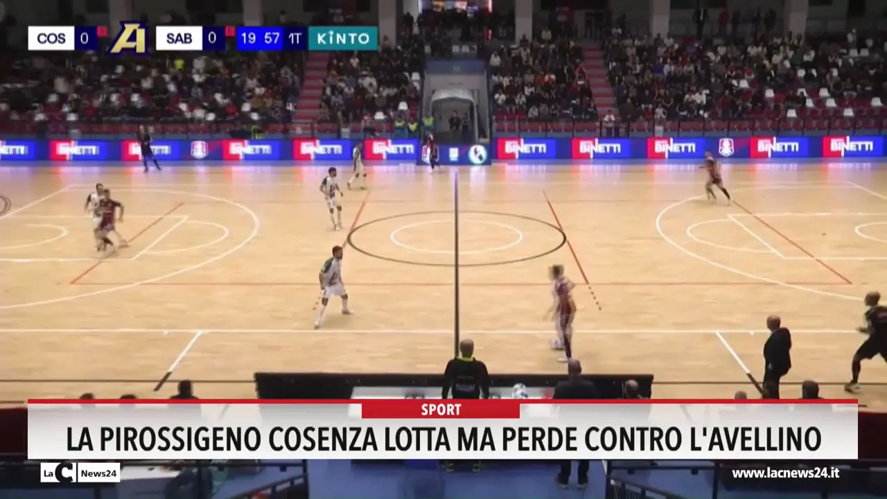 La Pirossigeno Cosenza lotta ma perde contro l'Avellino