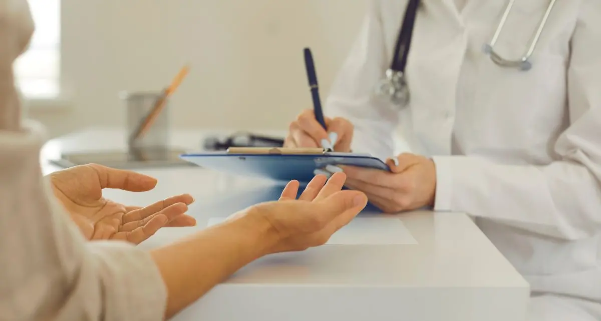 Medici di famiglia, la riforma di Schillaci piace a Occhiuto ma non ai sindacati: «È un pericolo per i pazienti, ecco perché»\n