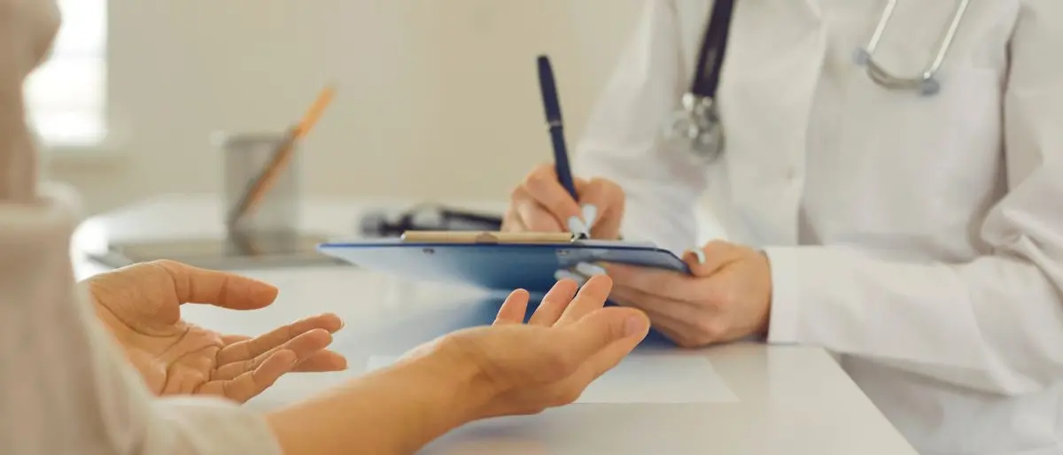 Sanità Vibo, l’Asp rafforza l’organico: proroga i contratti ai medici cubani e procede a nuove assunzioni\n