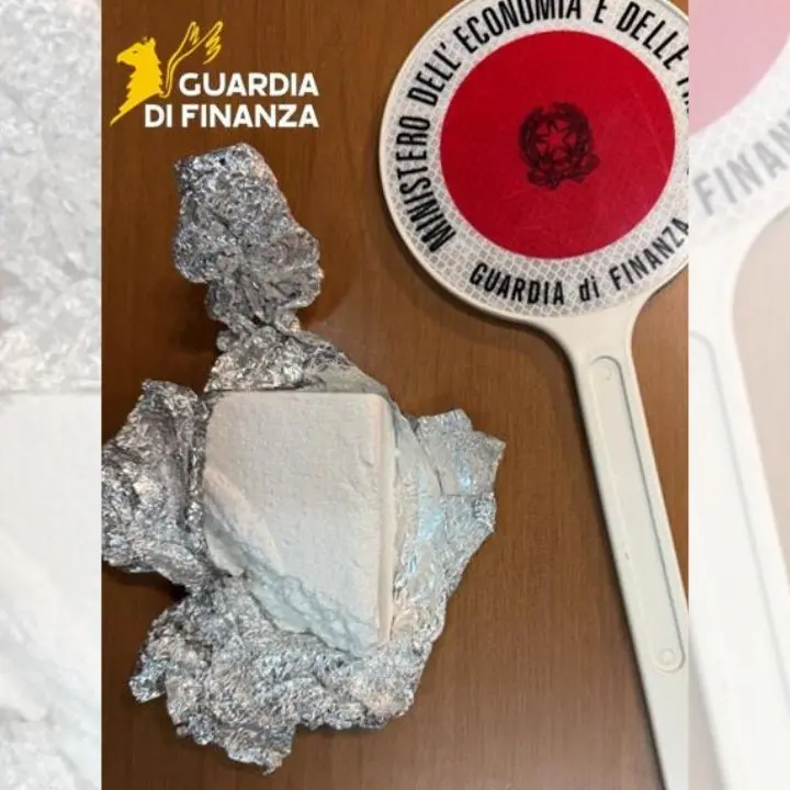 Cocaina in autostrada, arrestato un italiano con 205 grammi allo svincolo di Castrovillari\n