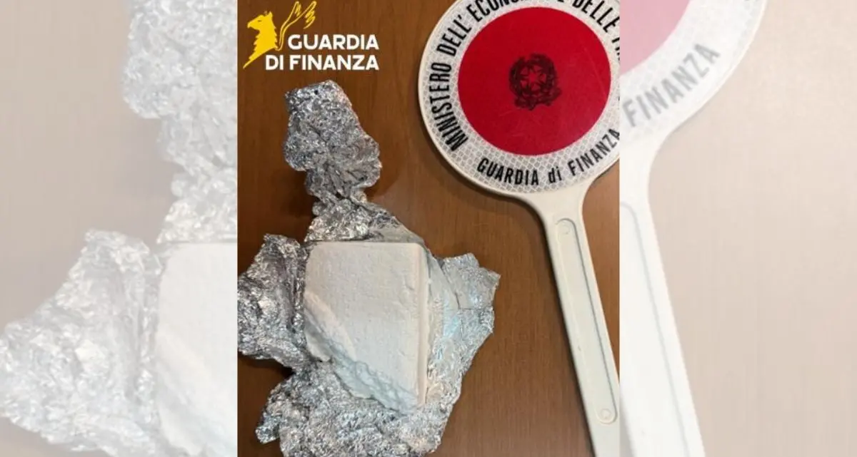 Cocaina in autostrada, arrestato un italiano con 205 grammi allo svincolo di Castrovillari\n