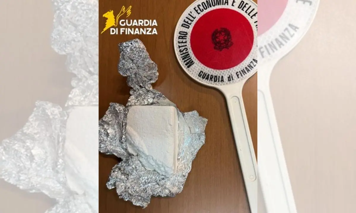 Cocaina in autostrada, arrestato un italiano con 205 grammi allo svincolo di Castrovillari\n