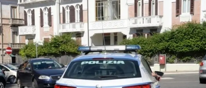 Crotone, intensificati i controlli in città: due arresti per gravi reati e diverse denunce\n