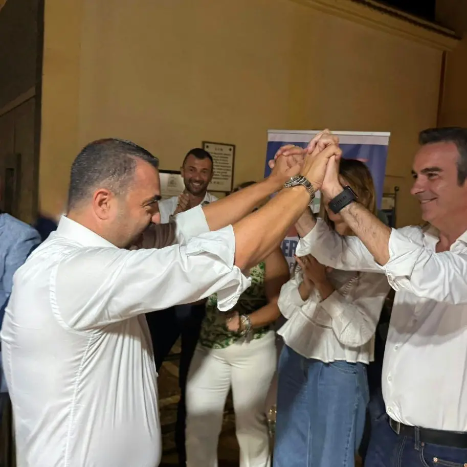 Calabria fortino azzurro:\u00A0Forza Italia sbanca con 21mila voti in più rispetto alle Europee\u00A0\u00A0\n