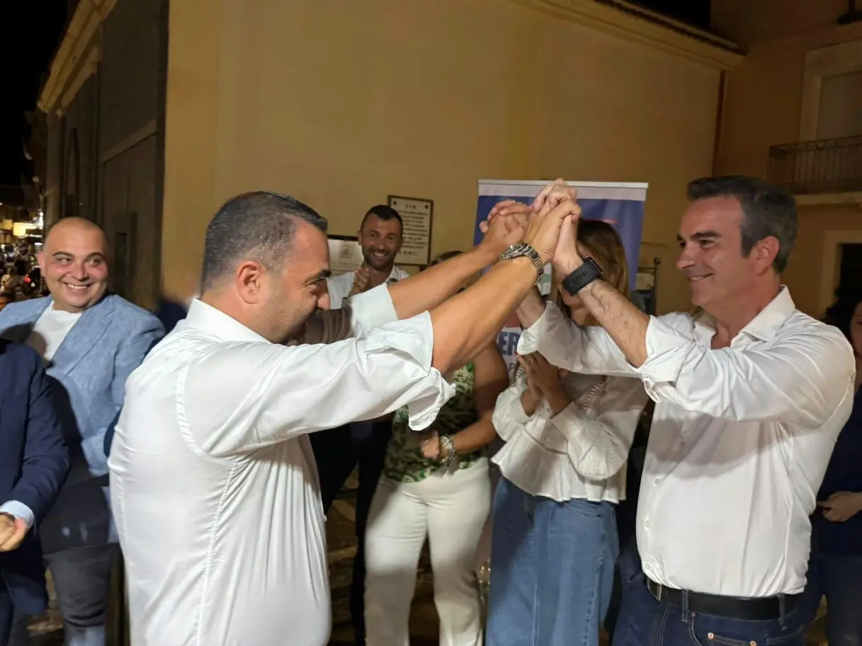 Calabria fortino azzurro: Forza Italia sbanca con 21mila voti in più rispetto alle Europee