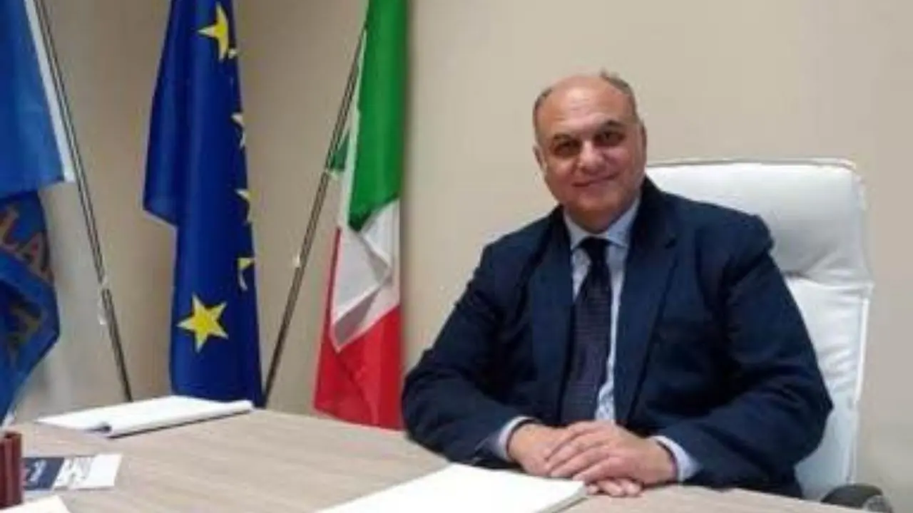 Riconferme, sorprese e grandi esclusi: le Regionali in Calabria hanno ridisegnato il Consiglio. Gianluca Gallo (FI) recordman di preferenze con 30mila voti. Bene anche Cirillo e Caputo nel centrodestra, Alecci (Pd) nel centrosinistra. Eletti i presidenti di Provincia Succurro e Ferrari
