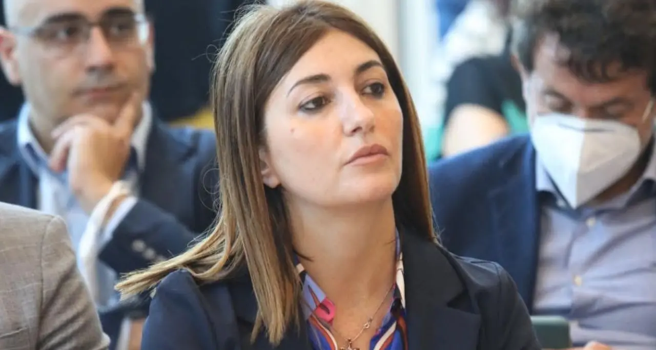 Fondi europei ai piccoli Comuni, De Francesco: «Una piattaforma unica per semplificare l’accesso»\n