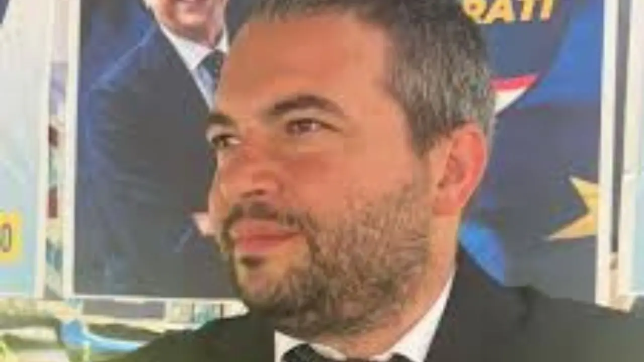Riconferme, sorprese e grandi esclusi: le Regionali in Calabria hanno ridisegnato il Consiglio. Gianluca Gallo (FI) recordman di preferenze con 30mila voti. Bene anche Cirillo e Caputo nel centrodestra, Alecci (Pd) nel centrosinistra. Eletti i presidenti di Provincia Succurro e Ferrari