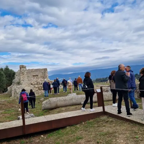 Mileto, il gruppo Italia nostra di Reggio Calabria alla scoperta dei tesori dell’antica capitale normanna