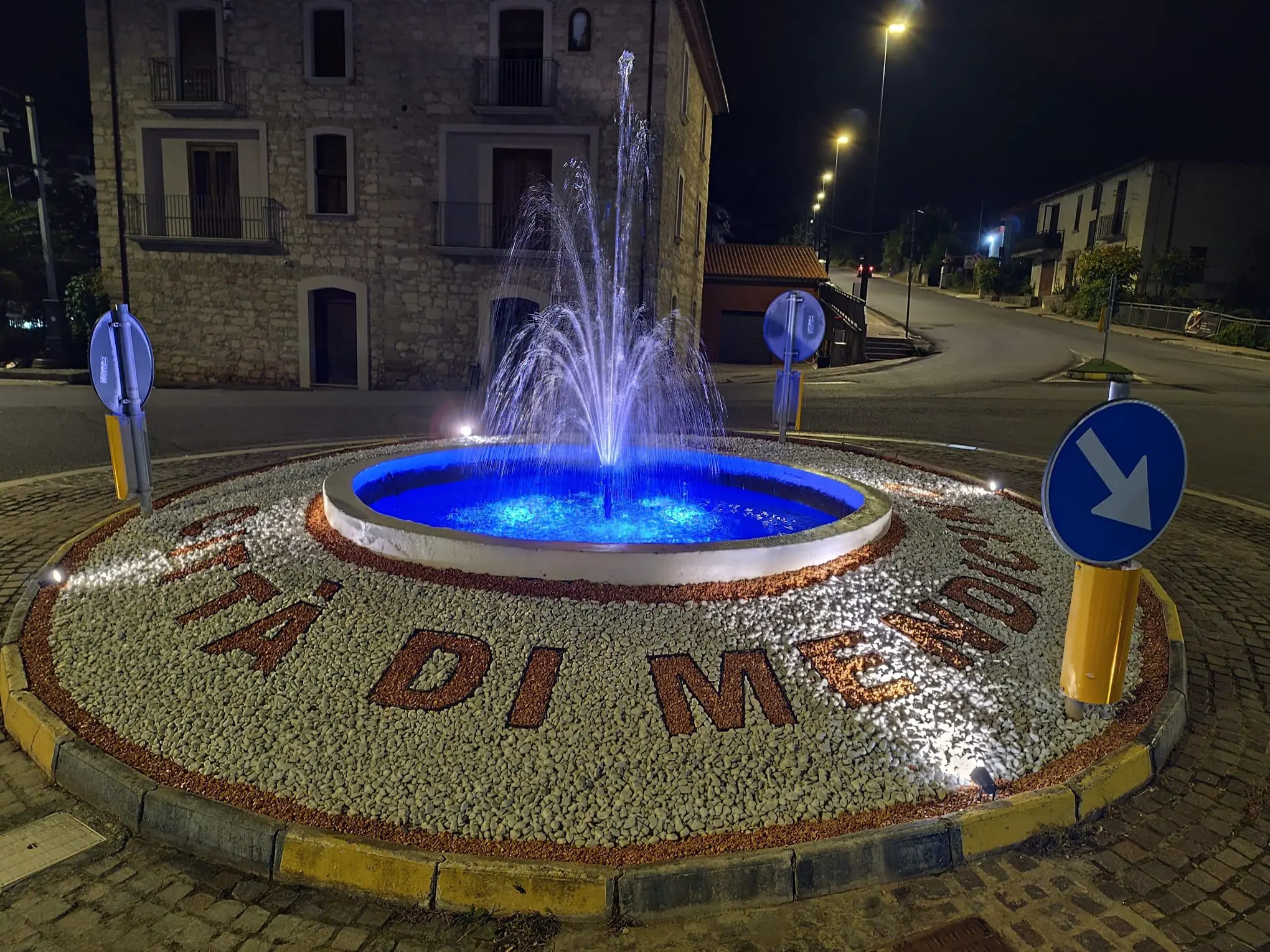 Mendicino, nuova vita per la rotatoria del bivio Tivolille