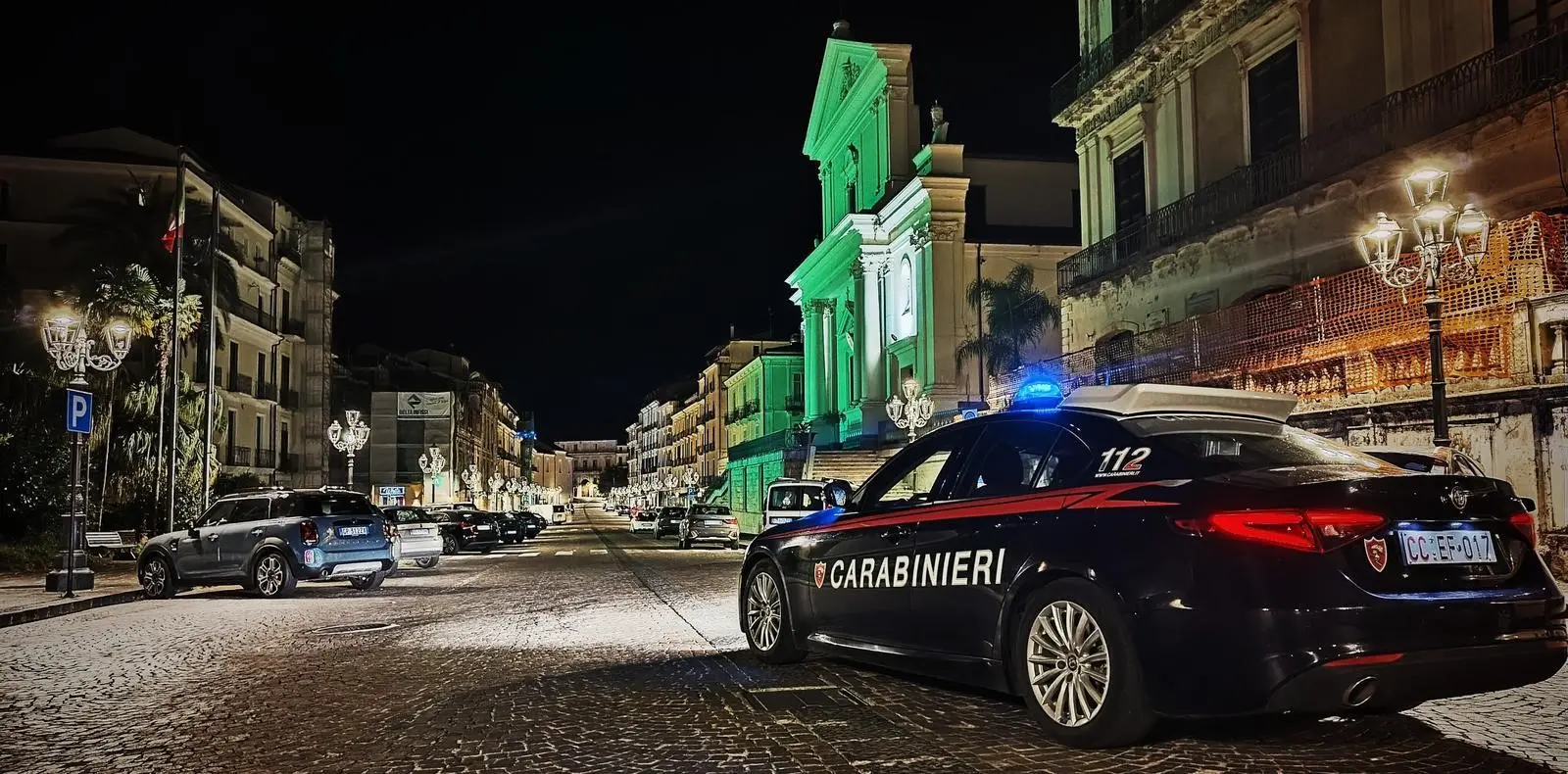 Lamezia, arrestato un 57enne ricercato per associazione mafiosa: tradito dalla tavola imbandita della domenica