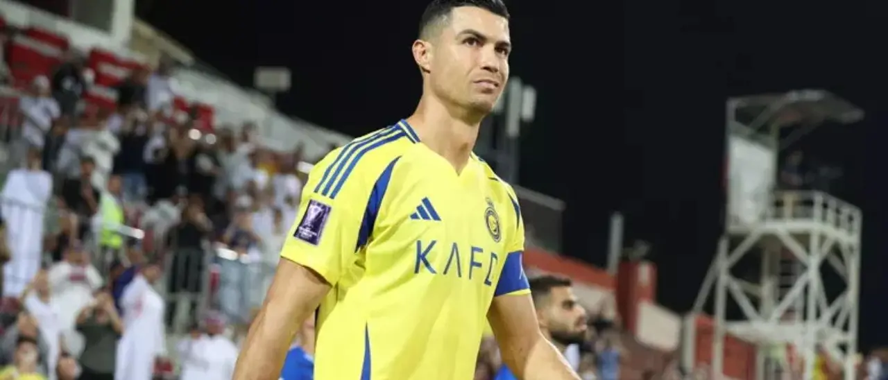 Cristiano Ronaldo è il primo calciatore miliardario: ecco a quanto ammonta il suo patrimonio\n