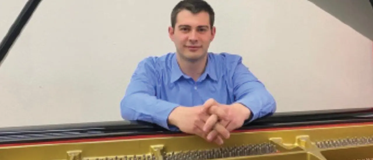 Musica classica a Vibo, il giovane pianista calabrese Davide Mainieri in concerto al Valentianum\u00A0\n