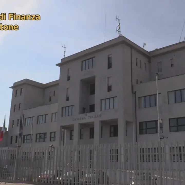 Bancarotta fraudolenta nel campo della ristorazione, arrestato un imprenditore nel Crotonese\n