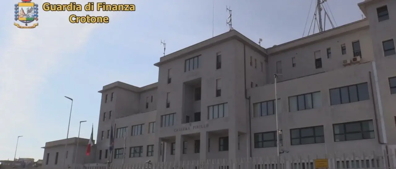 Bancarotta fraudolenta nel campo della ristorazione, arrestato un imprenditore nel Crotonese\n