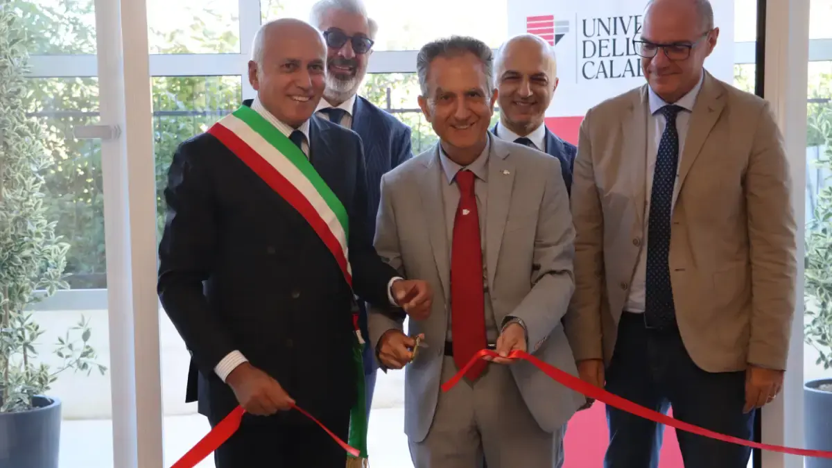 Nuovi alloggi per gli studenti dell’Unical nel centro storico di Cosenza, inaugurata questa mattina\n