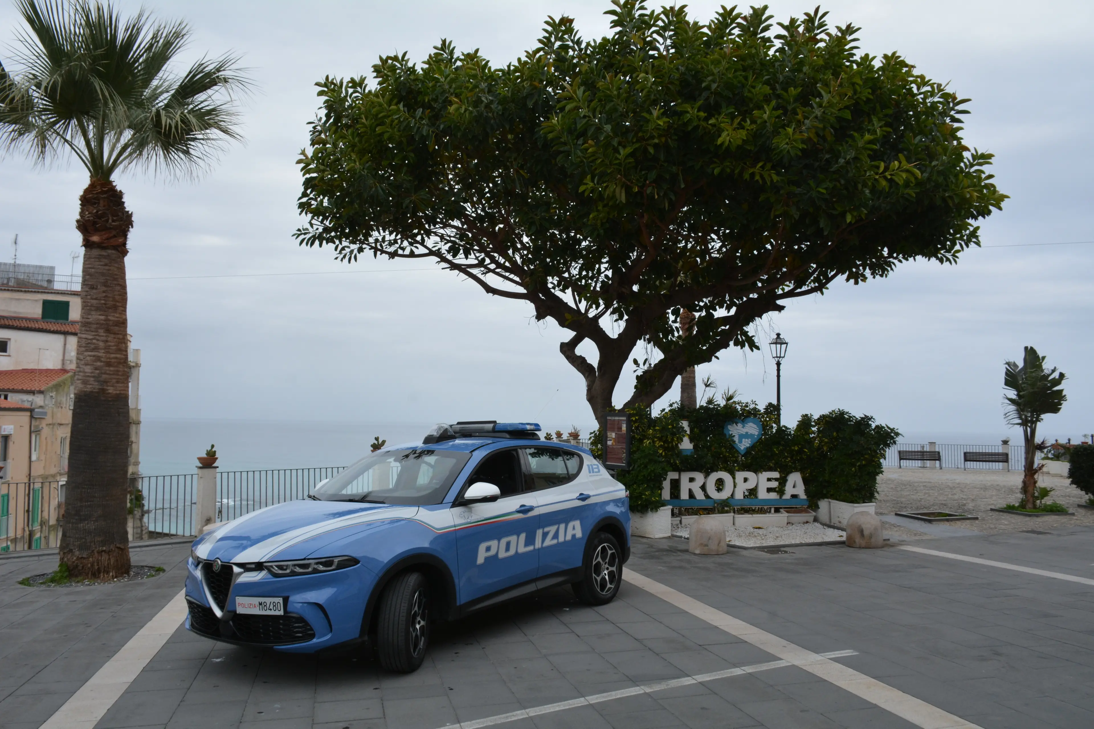 Rissa in un locale di\u00A0Tropea: il questore\u00A0emette\u00A06 Daspo “Willy”, 14 “Fuori contesto” e 8 fogli di via\n