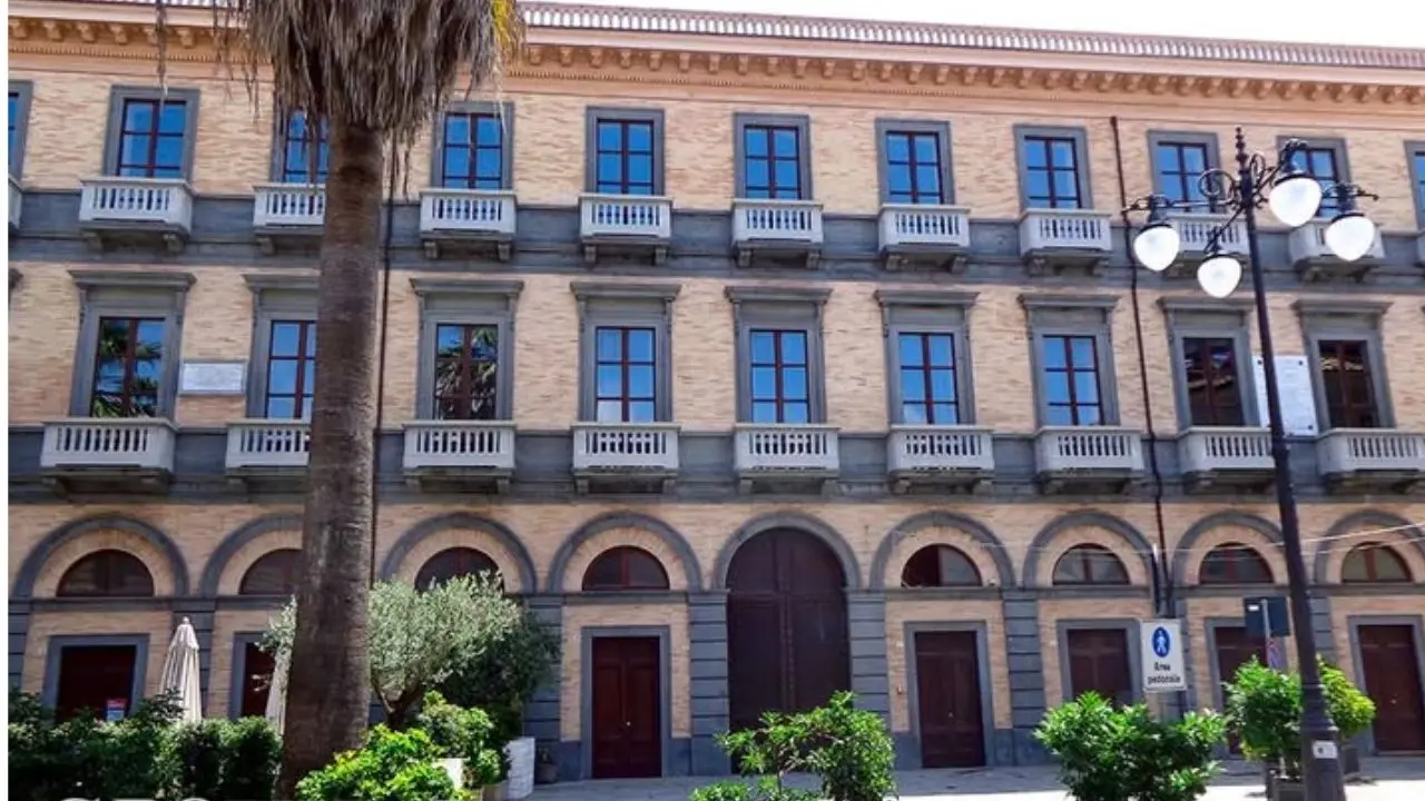 <p>Palazzo Gagliardi</p>\\n