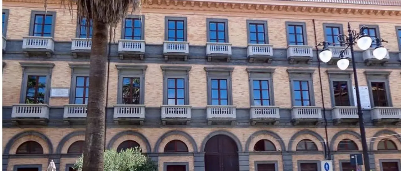 Vibo Valentia riscopre la sua memoria: l’Archivio storico comunale apre le porte a Palazzo Gagliardi\n