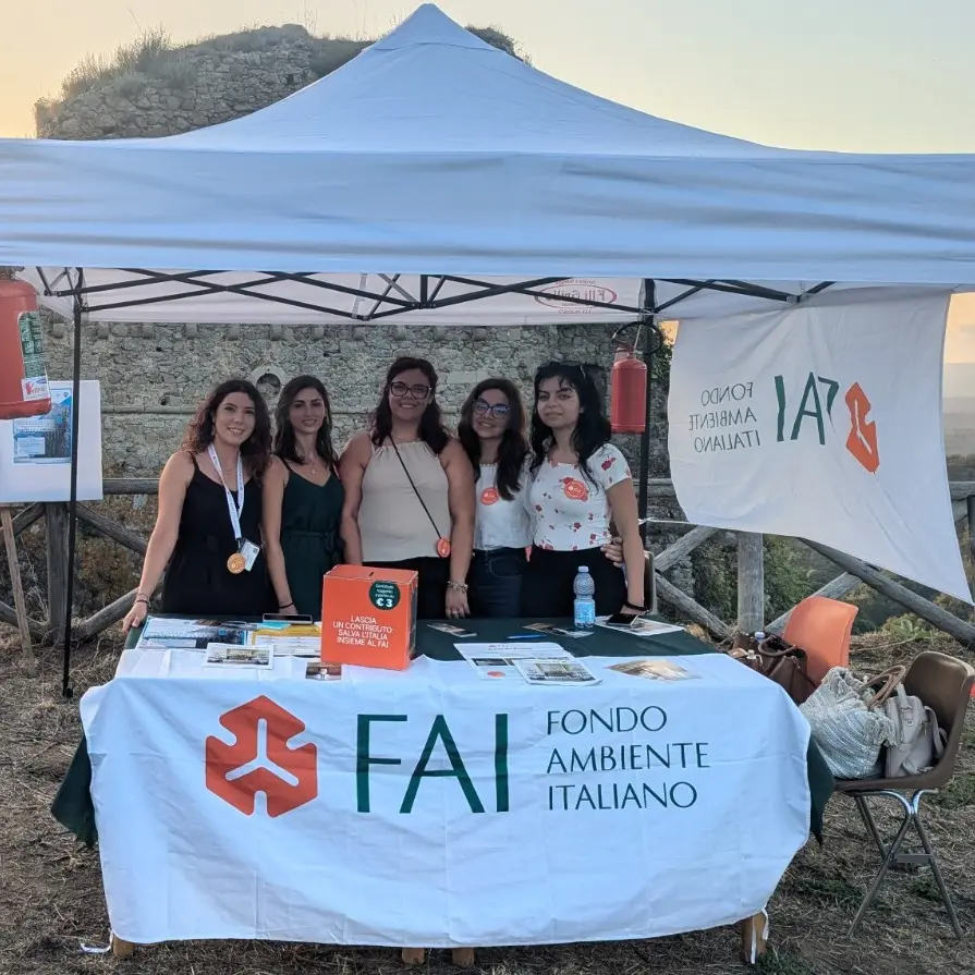 Giornate Fai d’Autunno a Vibo Marina, tutto pronto per la visita esclusiva nella sede della Capitaneria di Porto\n
