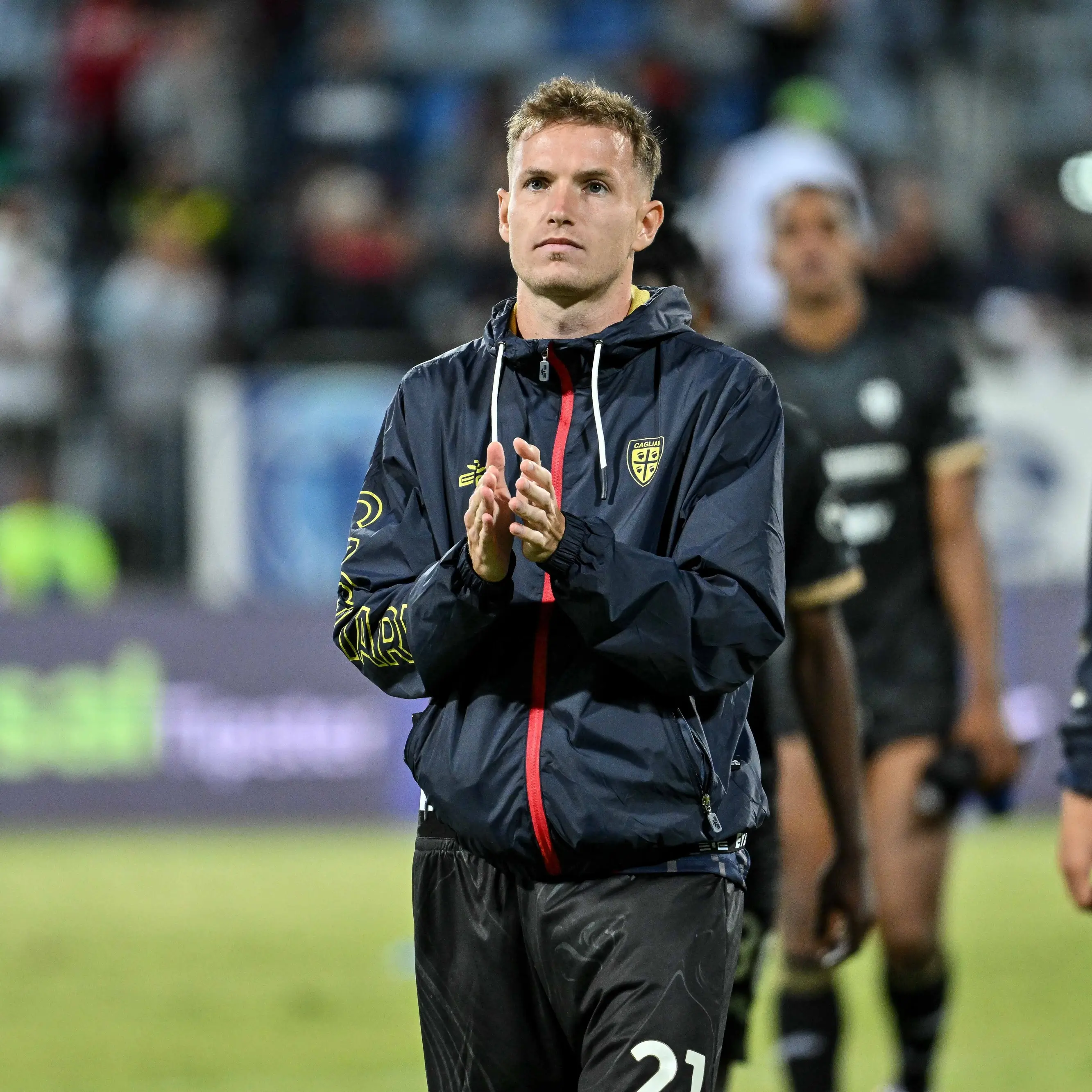 È stato il primo calciatore a fare coming out, Jakub Jankto: «Ho smesso con il calcio per mio figlio. Ora alleno i bambini e vivo libero»
