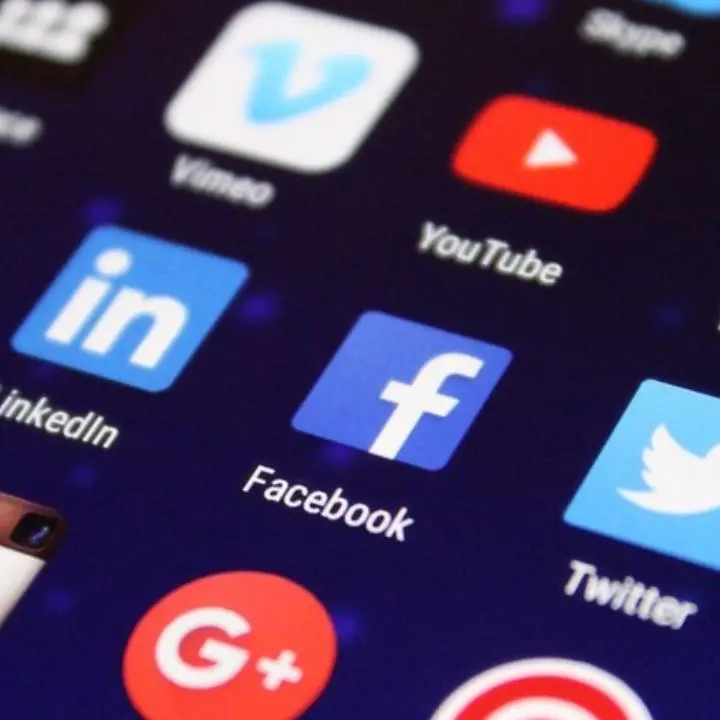 Le elezioni in\u00A0Calabria, una partita di reel:\u00A0i social decidono il consenso tra emozione e fake news\n