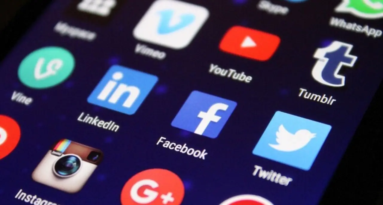 Le elezioni in\u00A0Calabria, una partita di reel:\u00A0i social decidono il consenso tra emozione e fake news\n