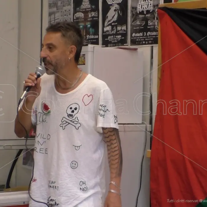 Il calabrese Fullone e gli altri attivisti della Freedom Flotilla in carcere: «I soldati israeliani ci hanno aggredito»
