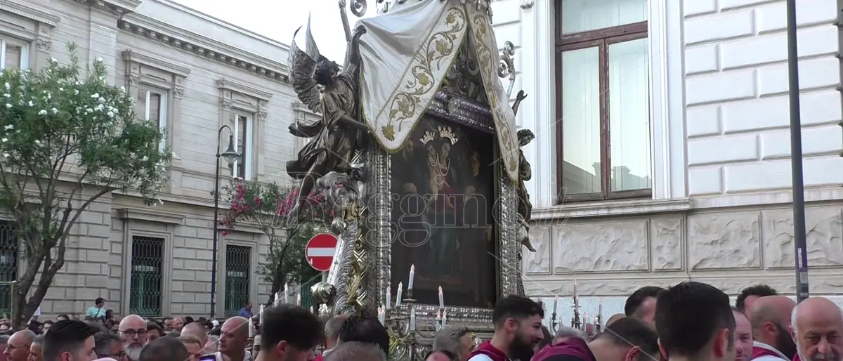 Polemica sulla “volata” della Vara a Reggio, De Salvo: «Parlo in piena libertà di pensiero da cittadina comune e non in nome di alcuna istituzione o altro»