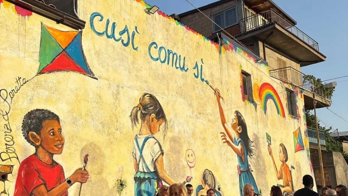 A Martone un maxi murale sui temi dell’inclusione e dell’accoglienza