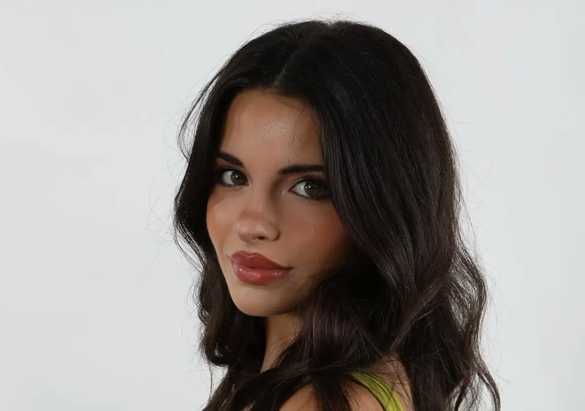 La cantautrice Elena Caroleo aprirà il concerto dei Mattia Bazar a Bagnara