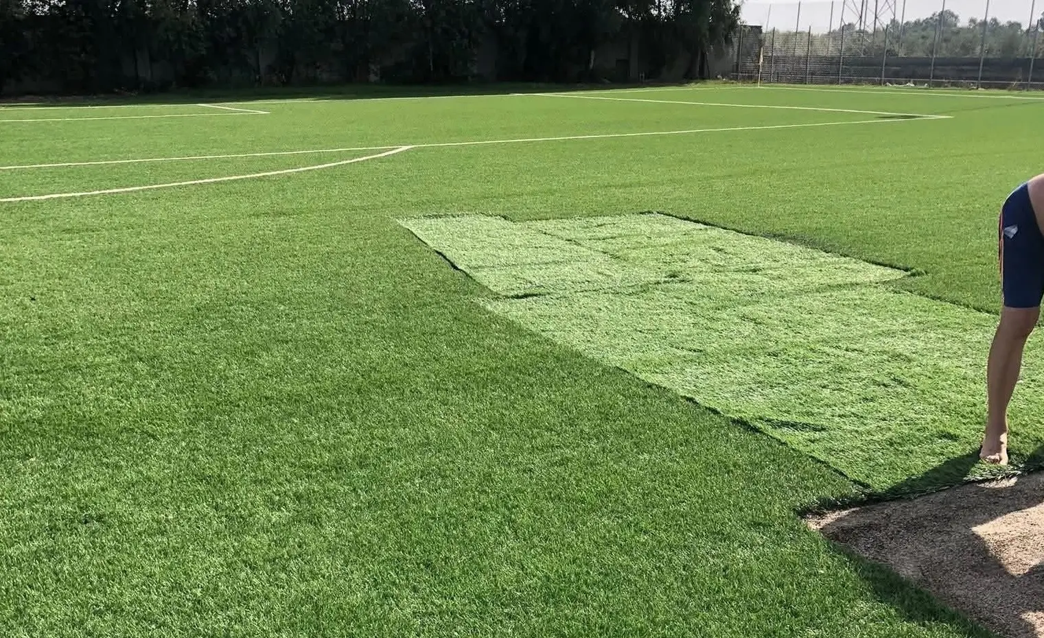 Ardore, ripristinato il manto sintentico del campo danneggiato dai vandali