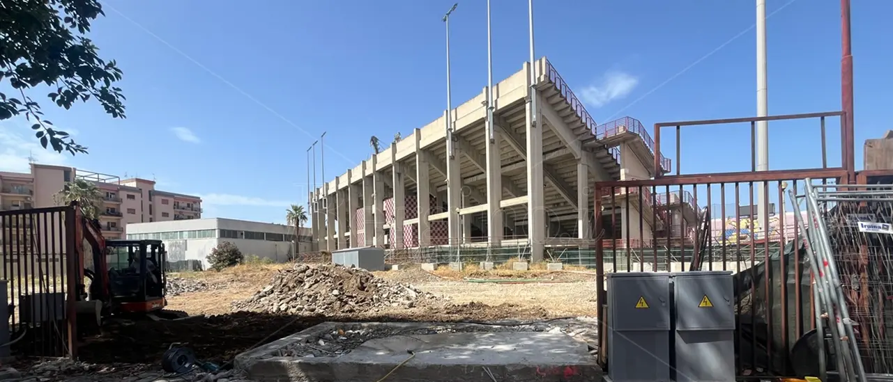 Reggio, Palloncino… ancora sgonfio: un anno e mezzo di attesa per spostare la cabina Enel e impianto ancora da ricostruire - FOTO