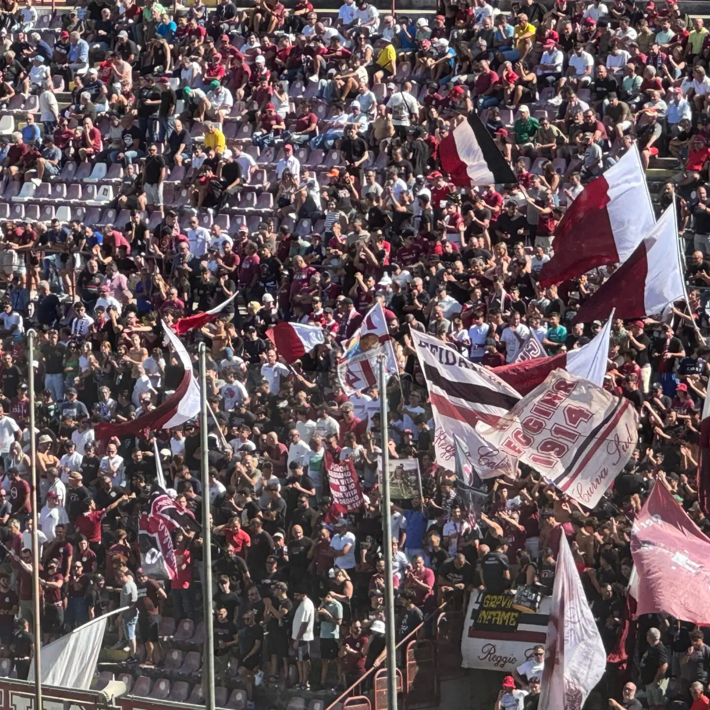 Messina-Reggina, attesa amara per i tifosi che potranno vivere solo di amarcord: l'ultima sfida un decennio fa