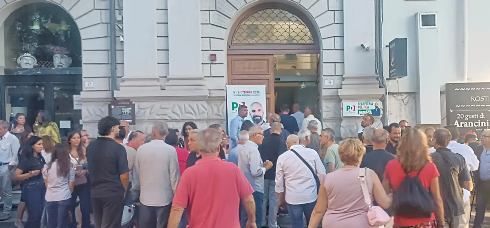 Inaugurata la nuova segreteria di Giovanni Muraca: presenti Irto e Panetta