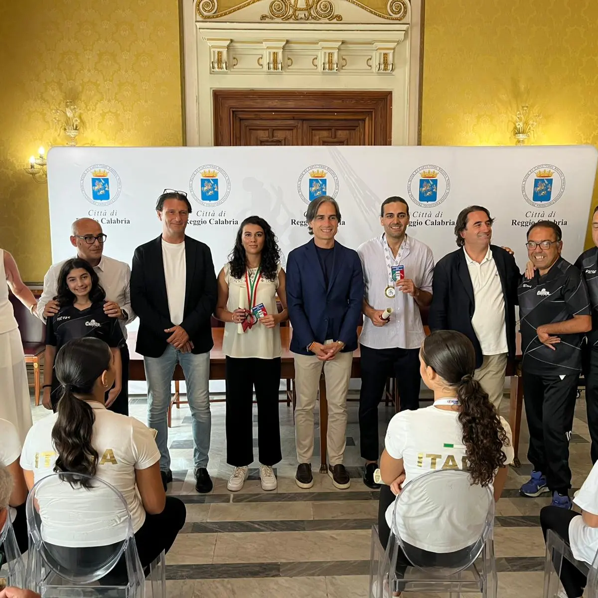 A Palazzo San Giorgio il premio ai giovani talenti: «Lo sport è crescita, sacrificio e passione per la nostra città»