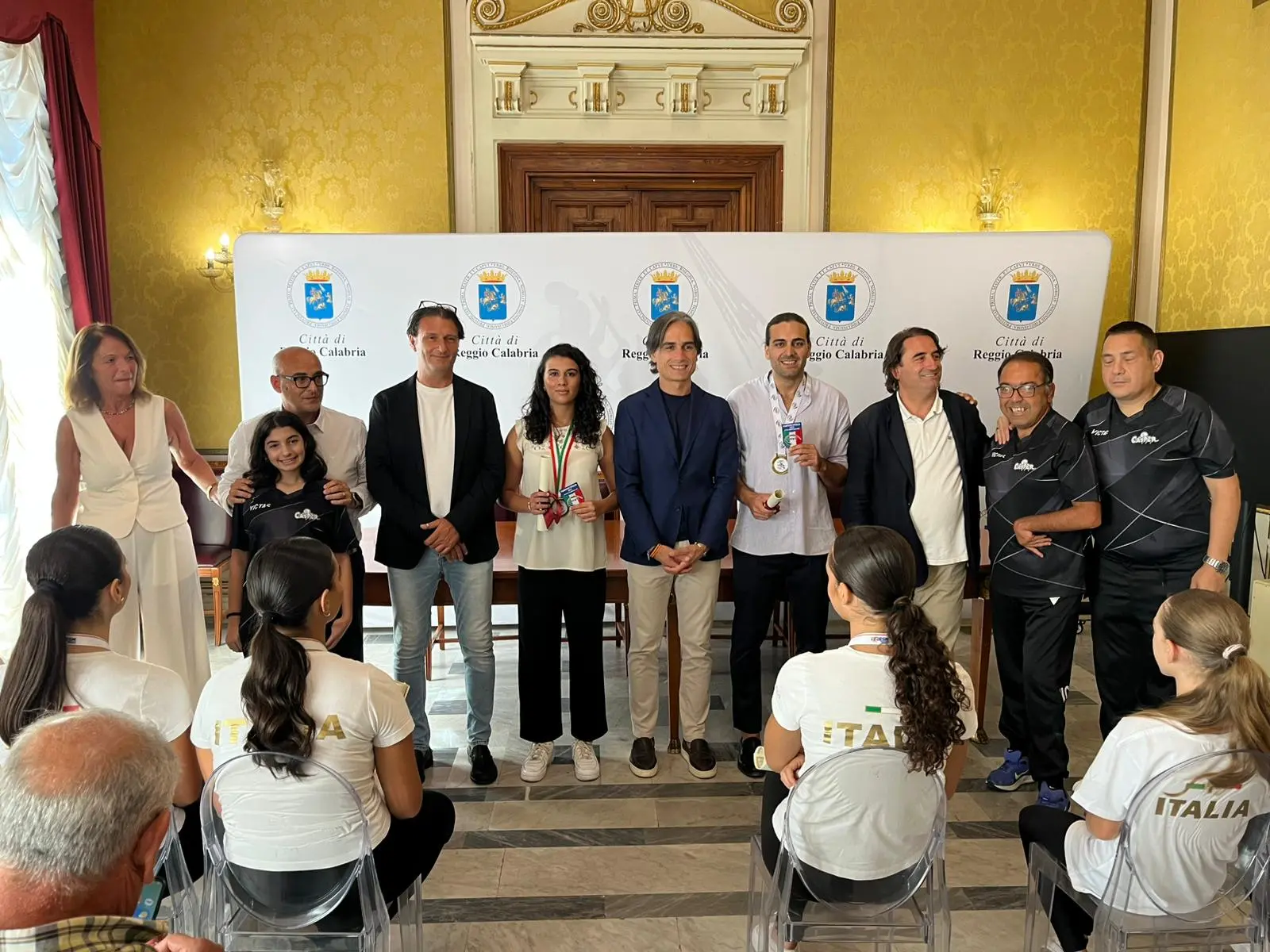 A Palazzo San Giorgio il premio ai giovani talenti: «Lo sport è crescita, sacrificio e passione per la nostra città»