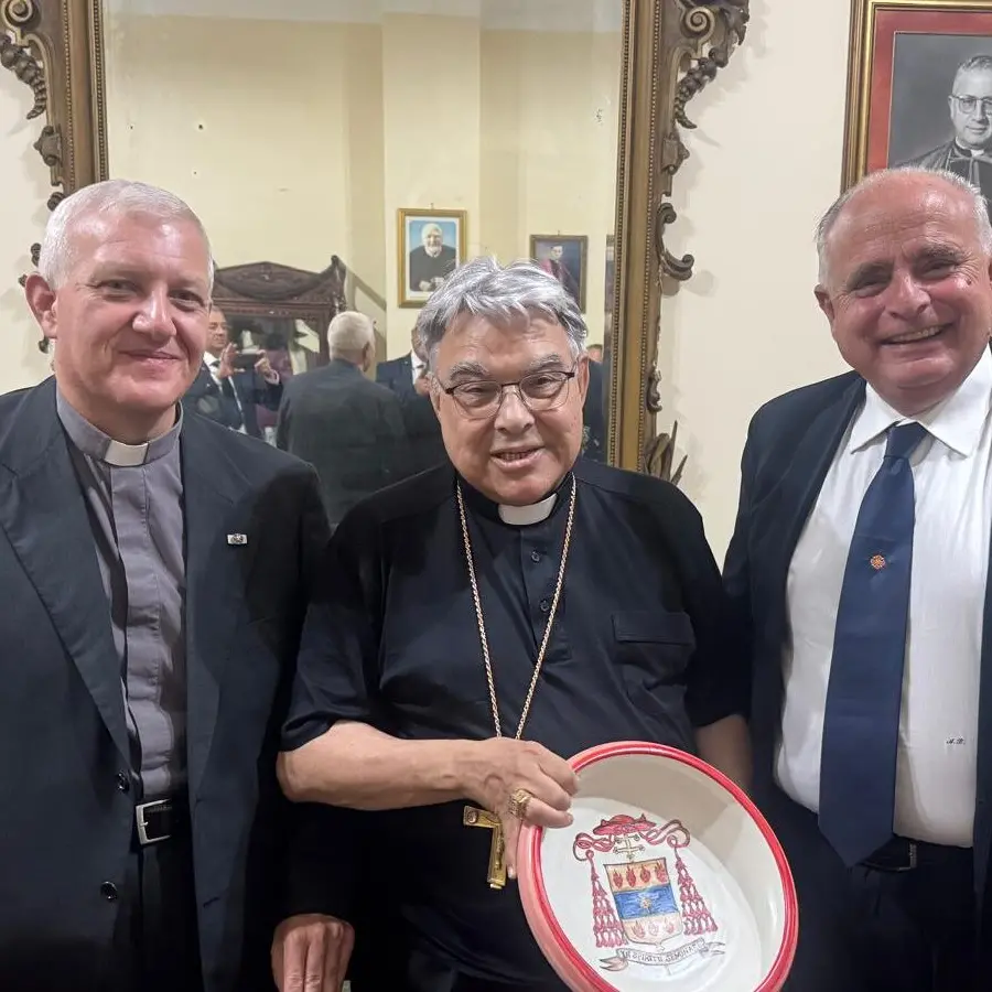 Reggio, il Cardinale Semeraro, Gran Priore dell'Ordine Costantiniano, incontra i rappresentanti della delegazione Calabria