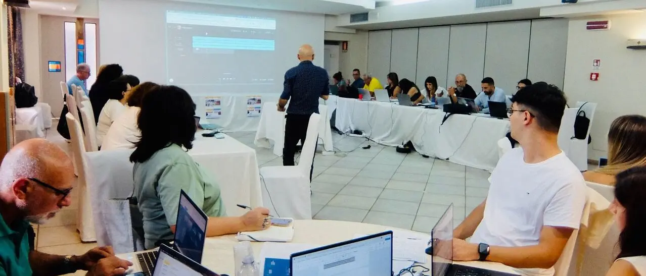 Locride, riuscita la due giorni di formazione docenti del progetto “Nuovi Orizzonti con le STEM”