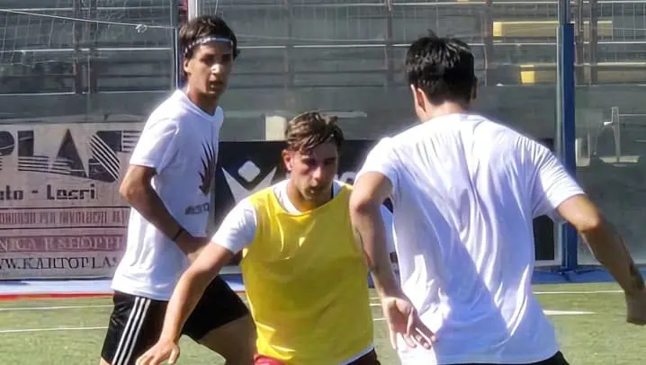 Il calcio maschile torna a Locri: nasce la \"Locri Next Gen\" nel segno dei giovani