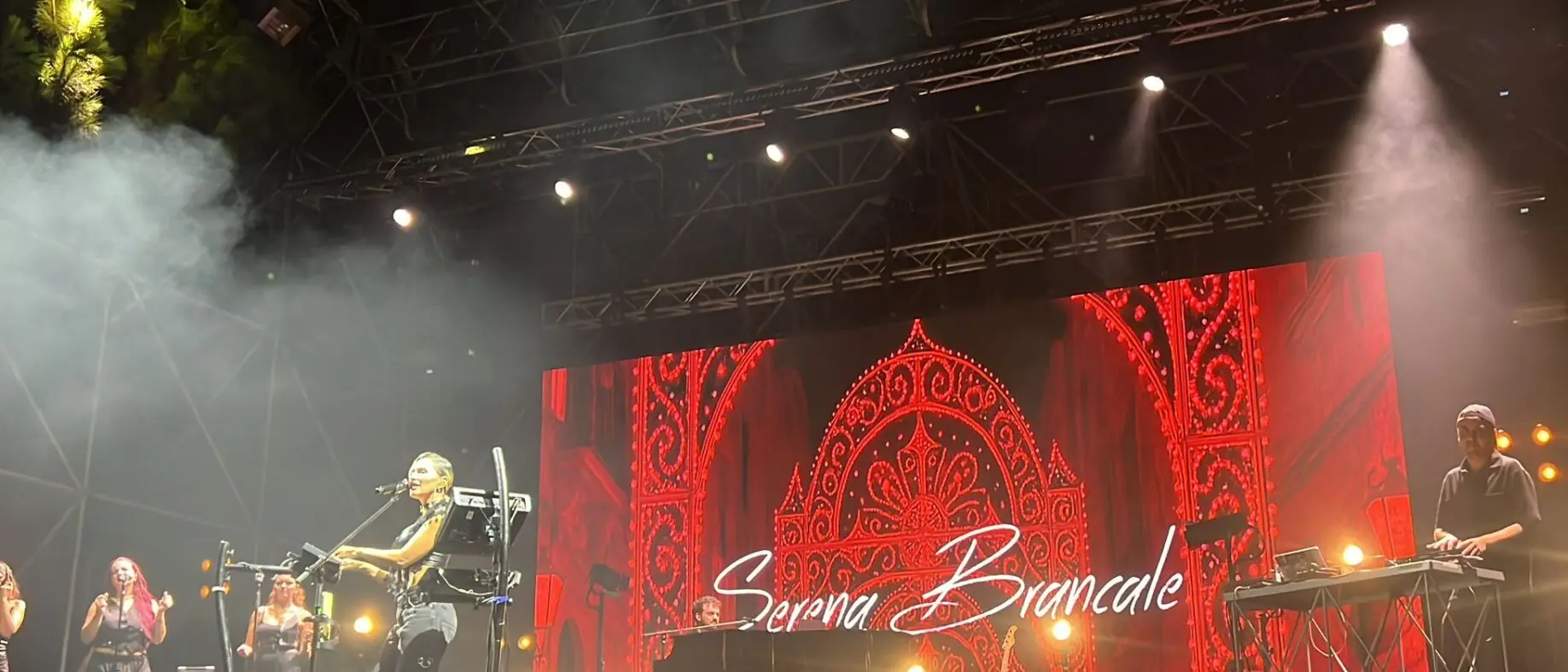 Il gran finale del Reggio Live Fest: in trentamila sul Lungomare per Serena Brancale… e i fuochi - FOTOGALLERY