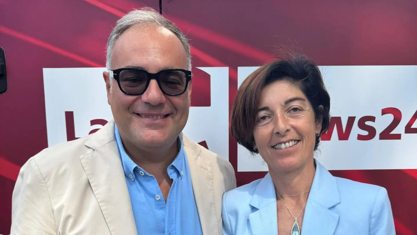 L'INTERVISTA | Sul truck di LaC la Calabria dei luoghi dell’anima: Liria Ingallina e Fabrizio Sudano raccontano “Calabria con i miei occhi” - VIDEO