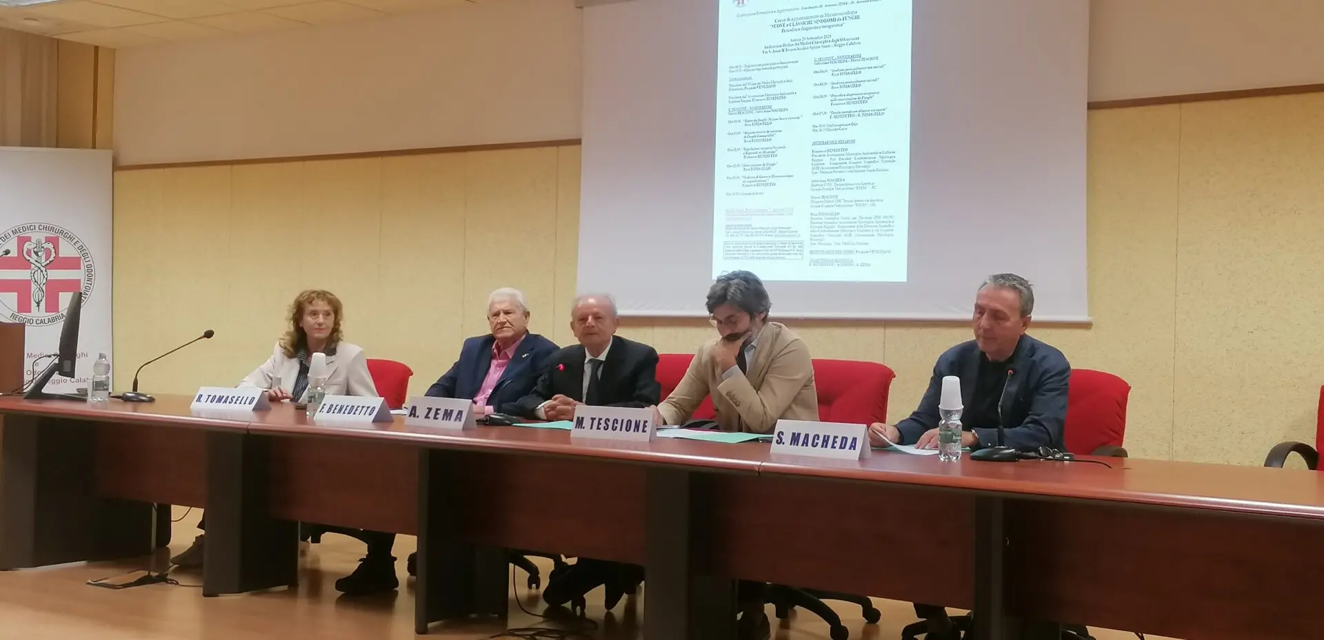 Reggio, Ordine dei medici: corso sulla sicurezza alimentare da funghi