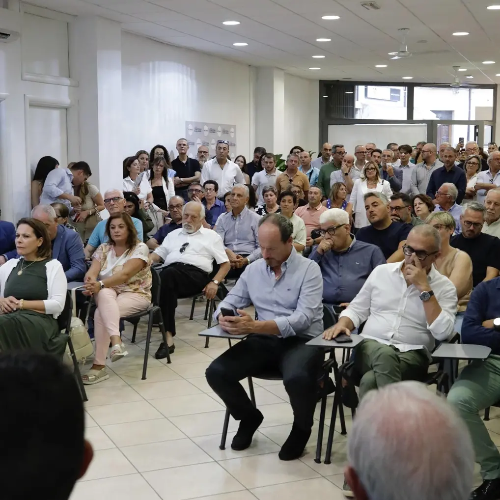 Regionali Calabria, a Polistena inaugurata la segreteria politica di Giuseppe Zampogna