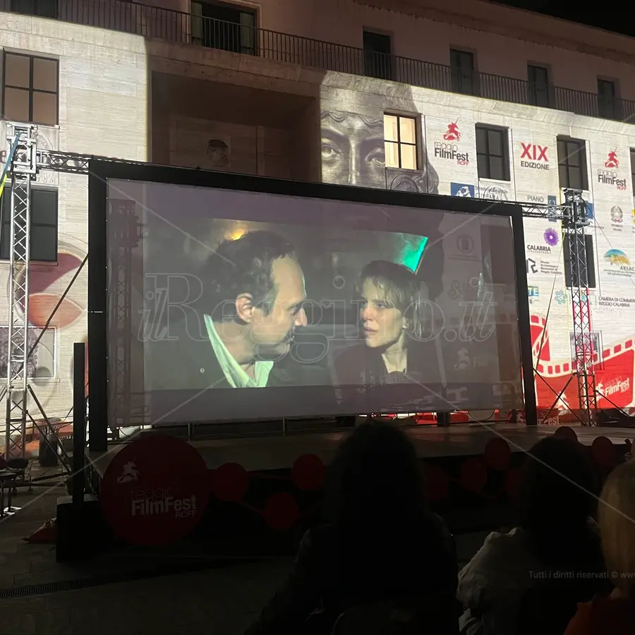 L'irriducibile opera di Pace di Nicola Calipari e l'incomprensibile fatica della Memoria - VIDEO