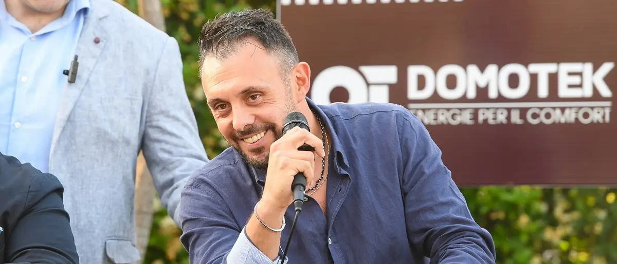 Domotek volley Reggio, Mister Polimeni: «Rosa competitiva e piena di uomini legati a questa maglia»