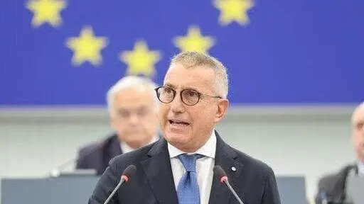 L’on. Alberico Gambino esprime solidarietà ai militanti di Fratelli d’Italia di Villa San Giovanni